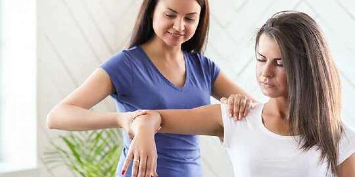 Alleviate Shoulder Pain: Expert Physiotherapy at Legend Physiotherapy in Abbotsford