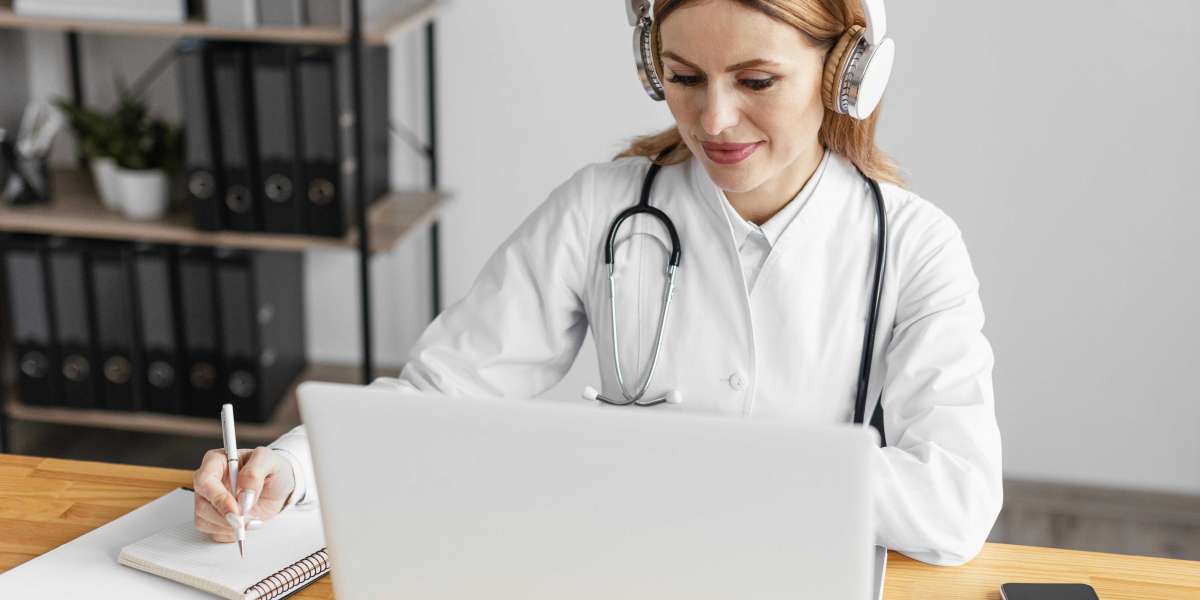 Redefining Healthcare Operations with Virtual Assistants and Advanced Digital Marketing