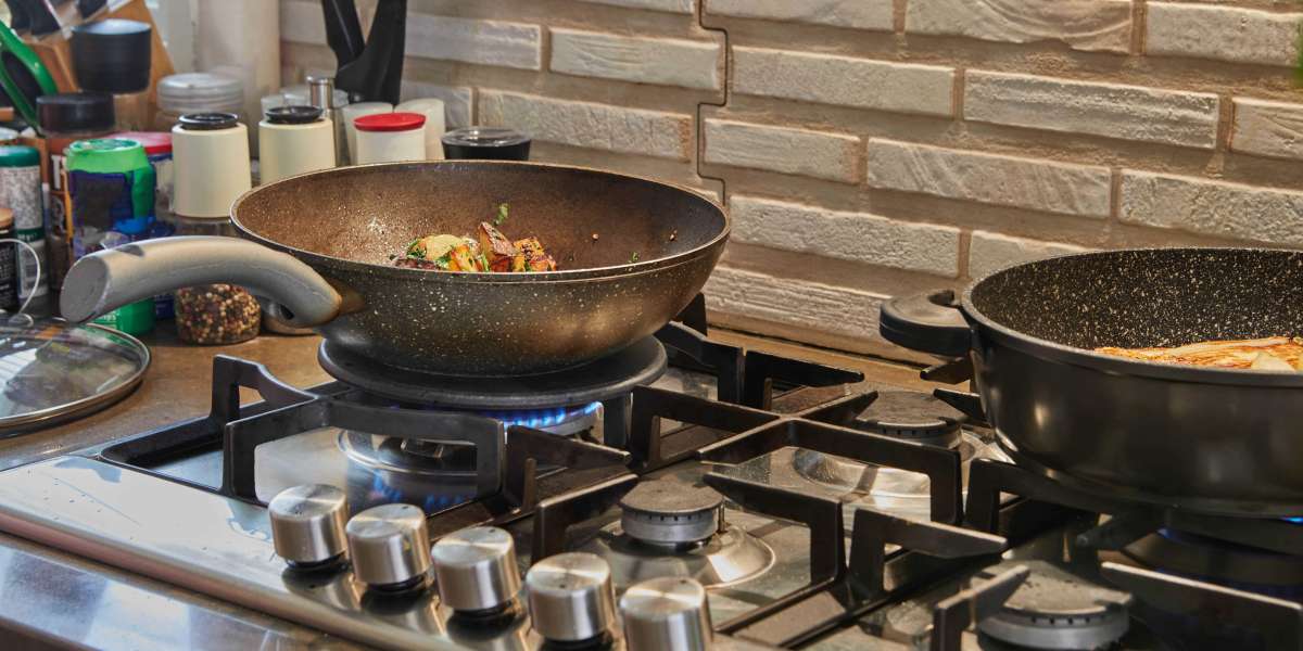 Guide To Fitted Ovens And Hobs: The Intermediate Guide For Fitted Ovens And Hobs