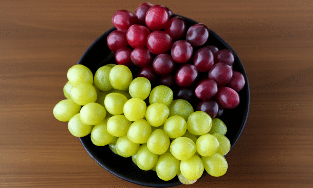 White Grapes Vs Red Grapes: Which Is Better for Your Health