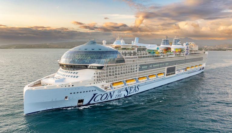 Carnival Cruise Refund Policy | Deposit, Excursion & Insurance