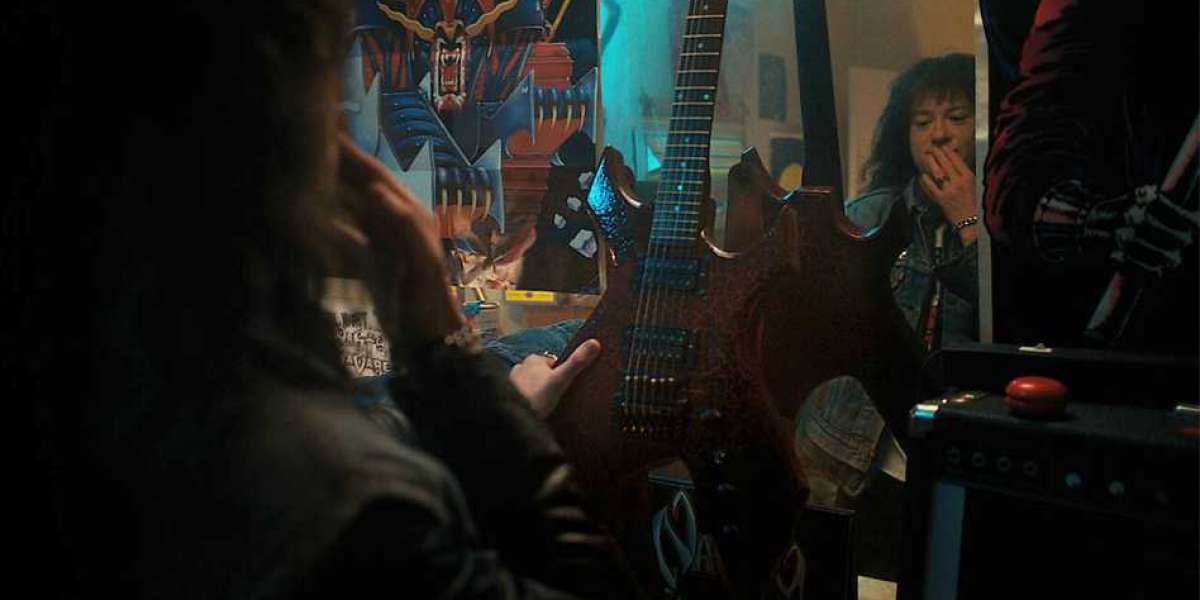 Eddie Munson's Metallica Tribute - A Rock Anthem