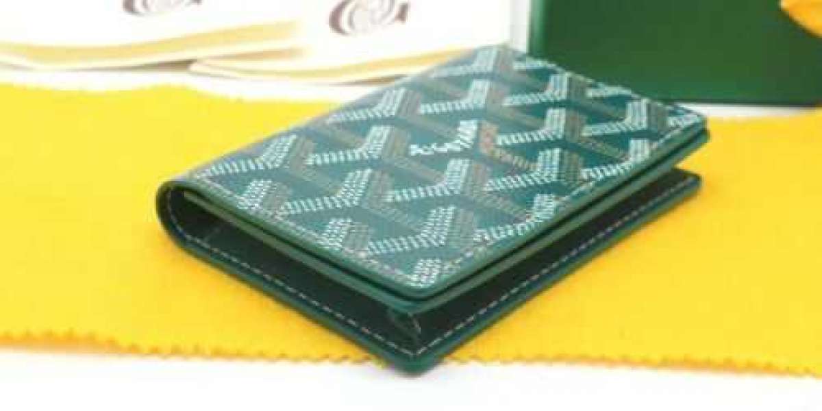 Goyard Bags: The Iconic Legacy of Craftsmanship and Luxury in Every Stitch
