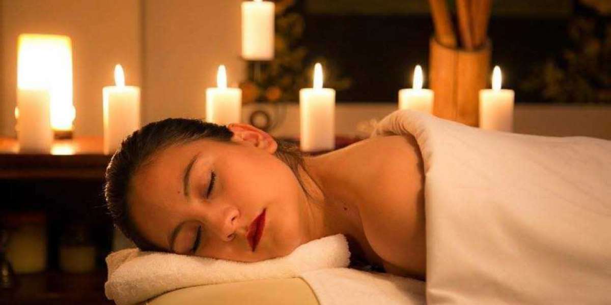 Relax and Rejuvenate: The Benefits of Scalp Massage Therapy