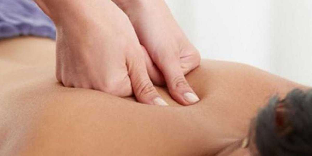 Deep Tissue Massage Vienna – Transform Your Health and Relieve Pain at Moon Lake Spa