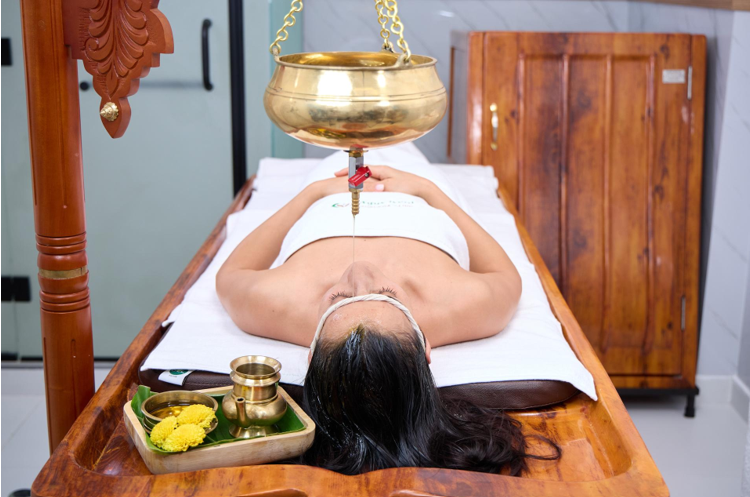 5 Signs It’s Time for a Shirodhara Session