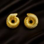 stud earrings Profile Picture