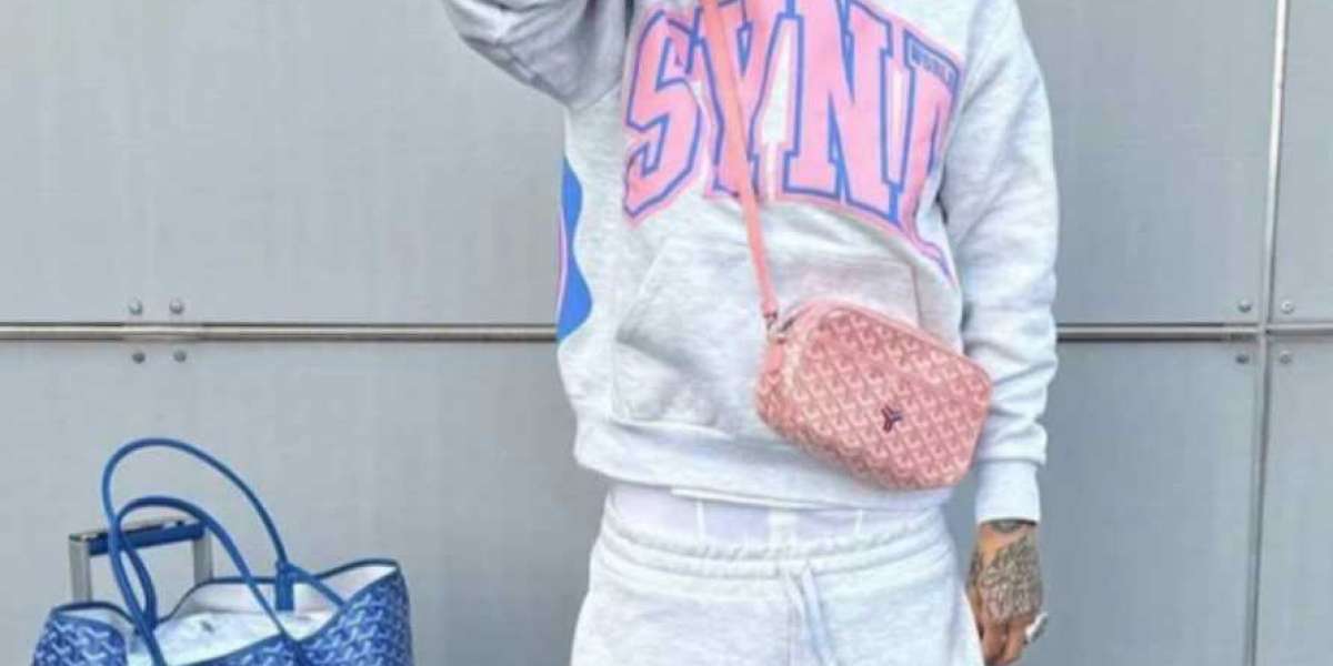 Is the Syna skull cap sweat-friendly?