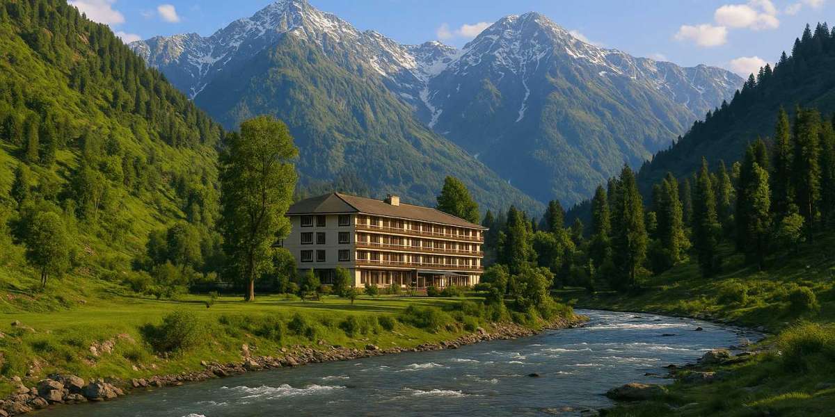 What Is the Best Hotel in Swat for Families and Couples?