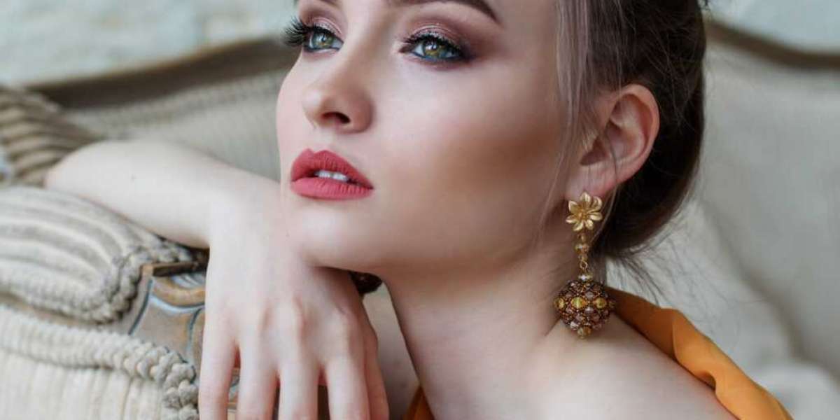 Microblading for thin eyebrows at HDSPMU