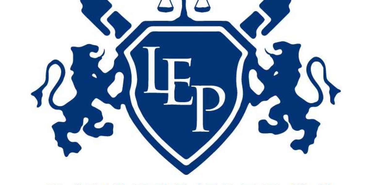 Law Coursework Writing Service – Expert Support for Academic Success