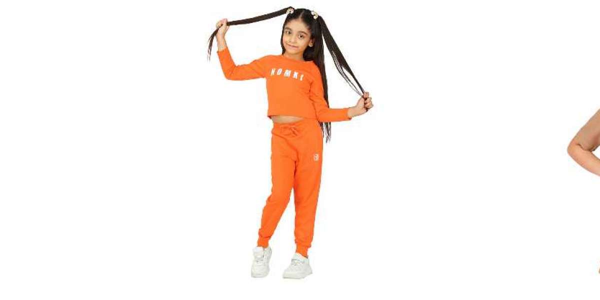 Sporty Hoodie Dress and Capri Pants Set – Trendy Comfort for Active Girls by Nom-ki
