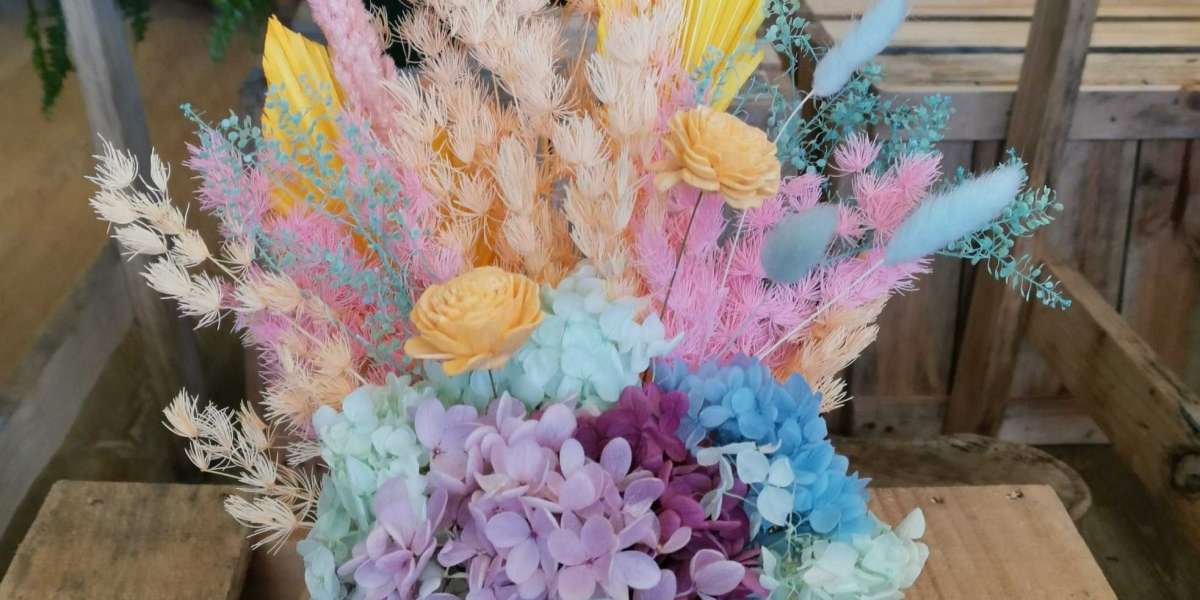 Brighten Every Moment with Fresh, Handcrafted Flowers